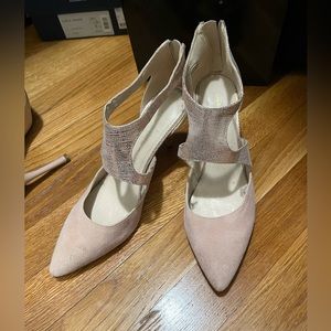 Womens Marc Fisher heels size 8M